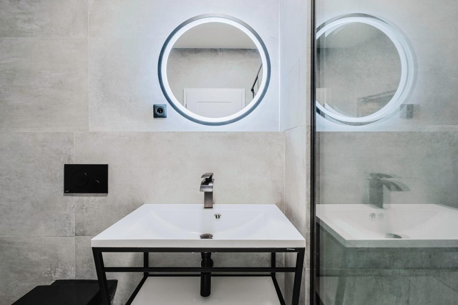 Blueground Zizkov Renovated Nr Universities Prg-35 Appartamento *