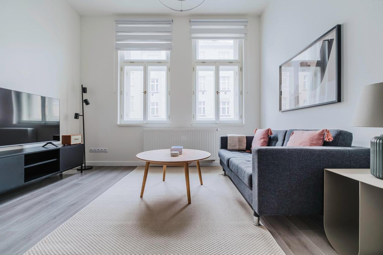 Appartamento Blueground Zizkov Renovated Nr Universities Prg-35
