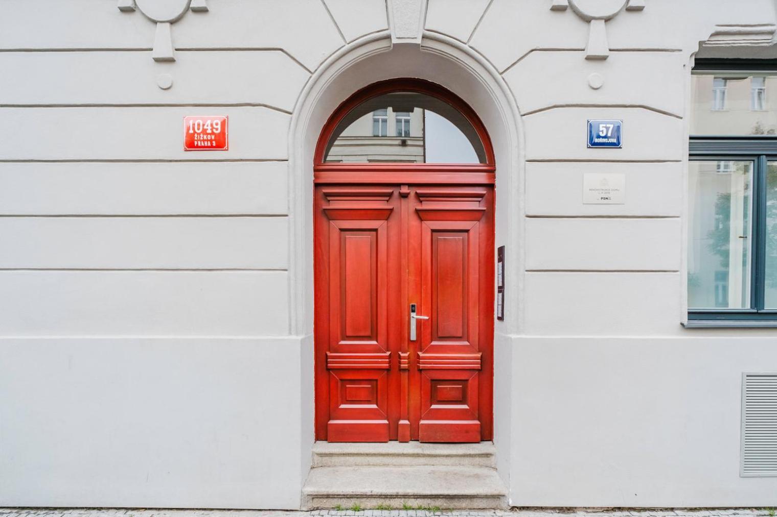 Blueground Zizkov Renovated Nr Universities Prg-35 Praga